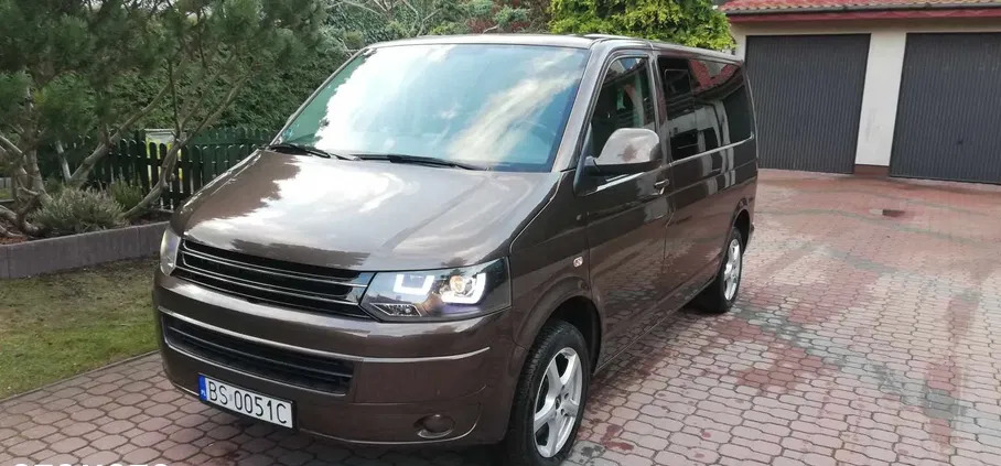 samochody osobowe Volkswagen Caravelle cena 89000 przebieg: 162000, rok produkcji 2015 z Suwałki